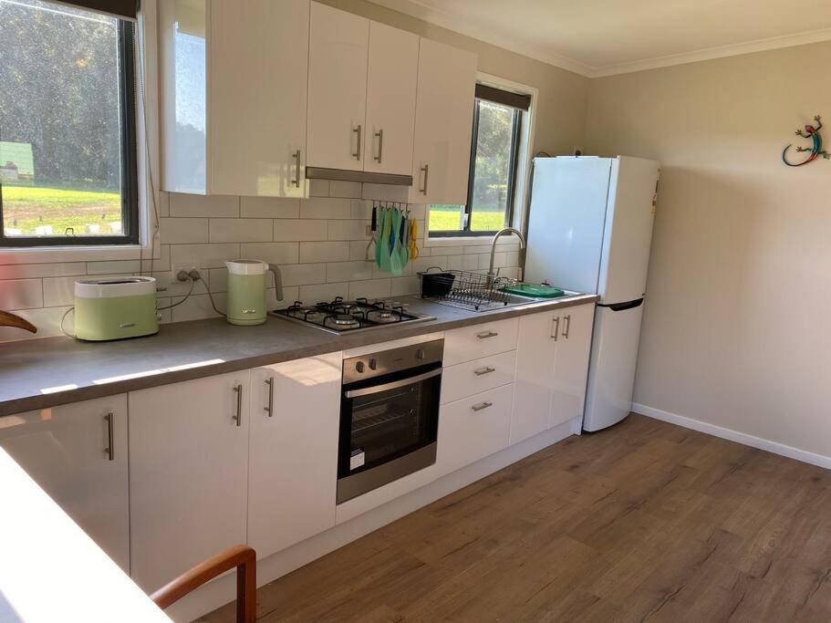 Pinbarren Green Lodges Noosa Экстерьер фото